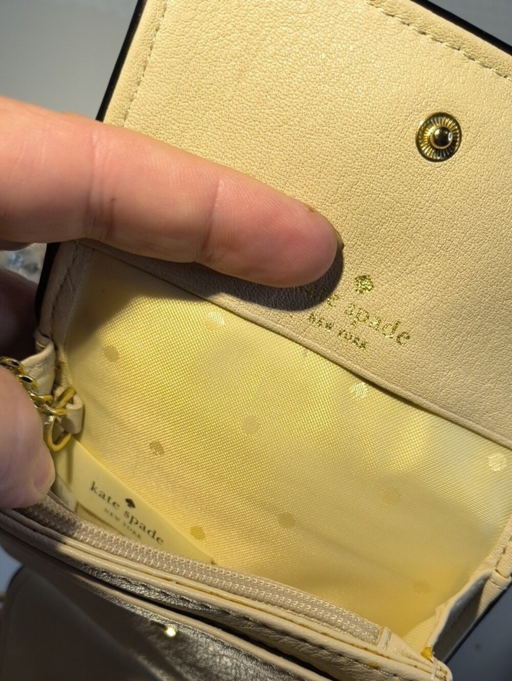 kate spade Cream Leather Bow Compact Crossbody Wallet - Picture 5 of 9